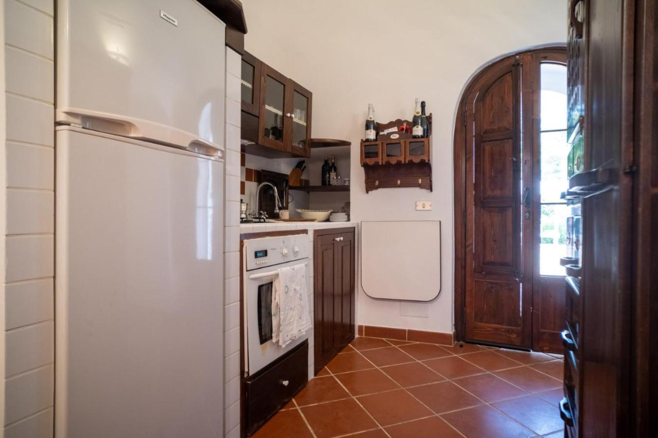 Trulli Brunone Apartment Castellana Grotte Exterior photo